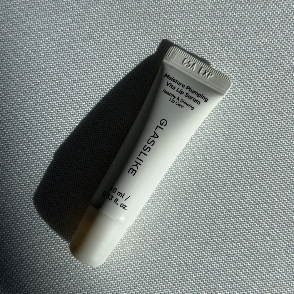 NWT LG Pra.L GLASSLIKE Moisture Plumping Vita Lip Serum